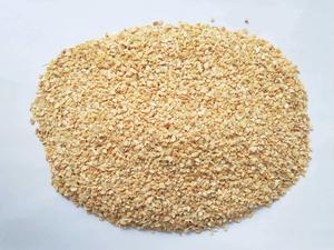 Garlic Granules 8-16 mesh with roots